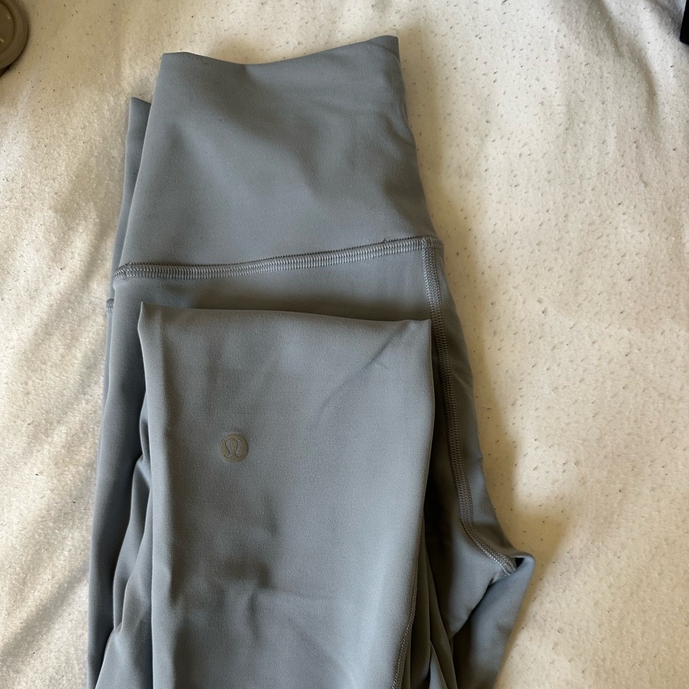 Lululemon Wunder Train - Chambray